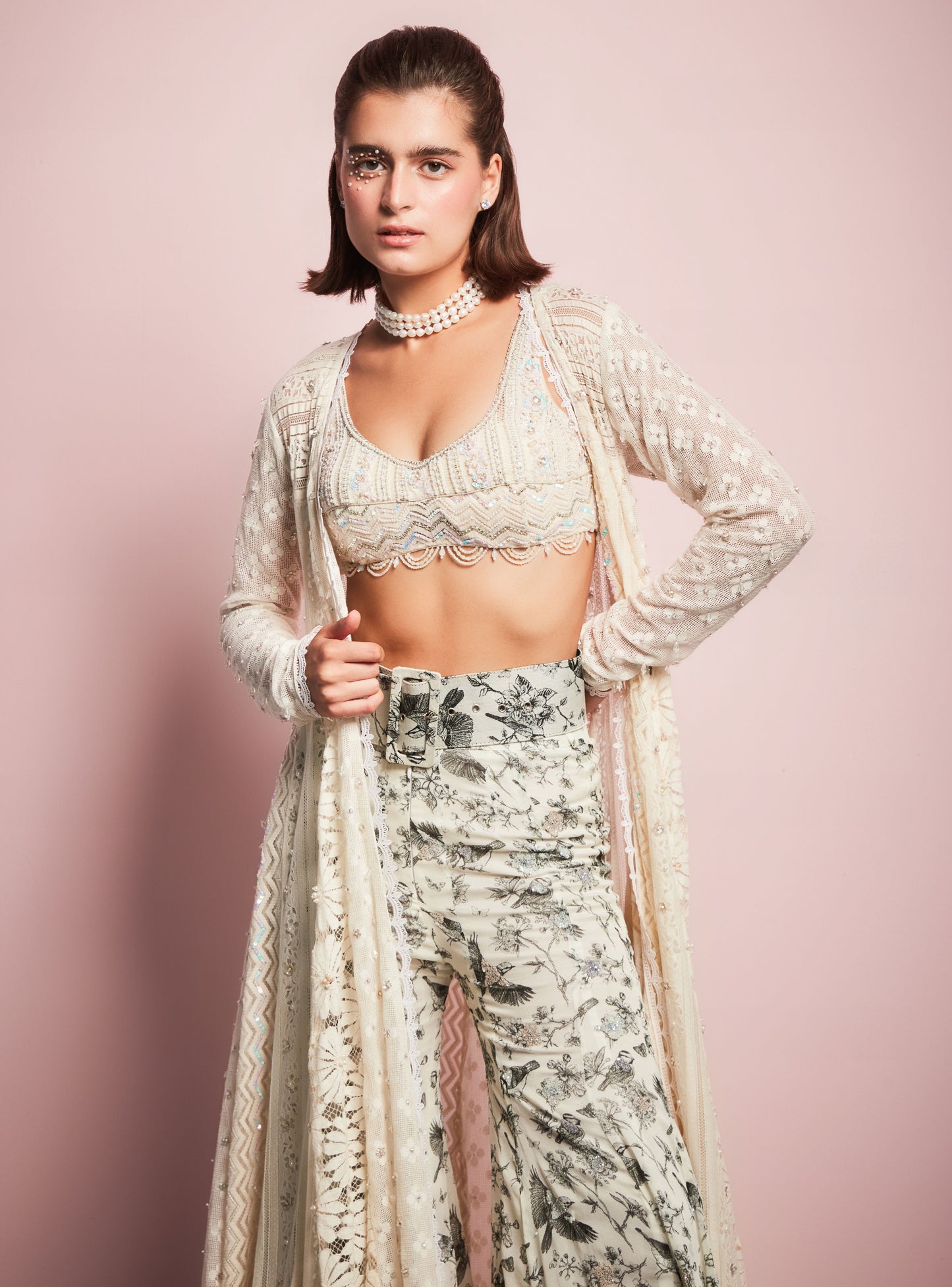 The Belissima Cape Set