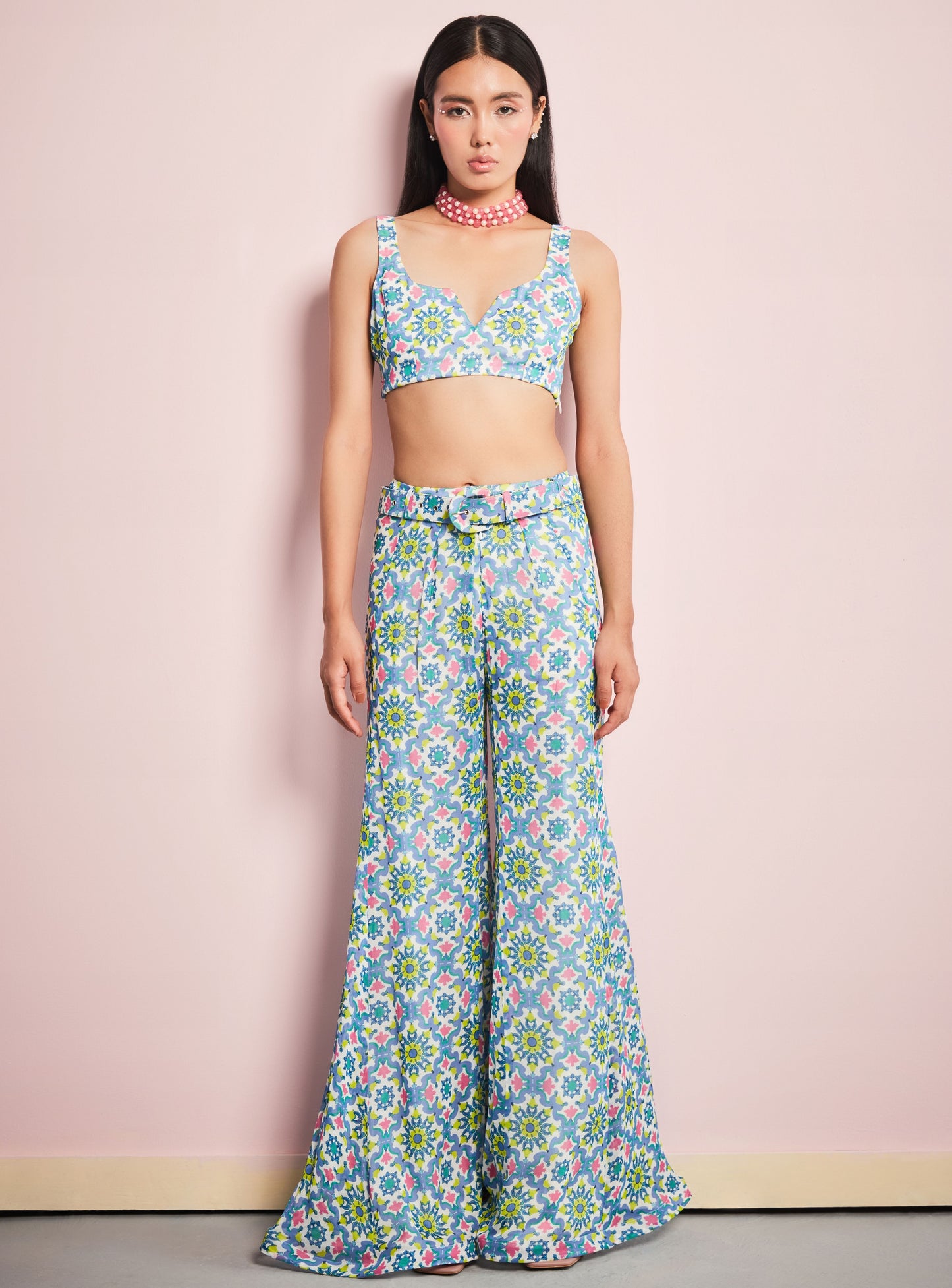 The Salerno Cape Set