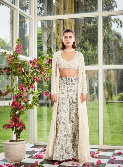 The Belissima Cape Set